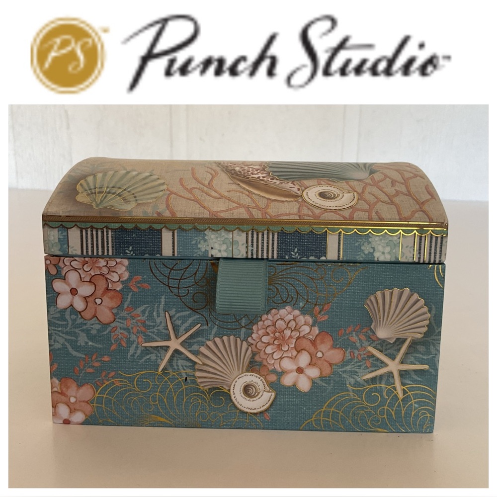 Punch Studio Pooch & Sweetheart domed decorative music box. NWOT.